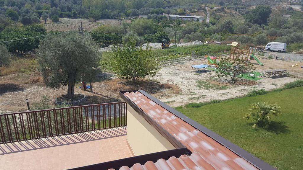 Agriturismo Donna Beatrice Bianco Eksteriør billede