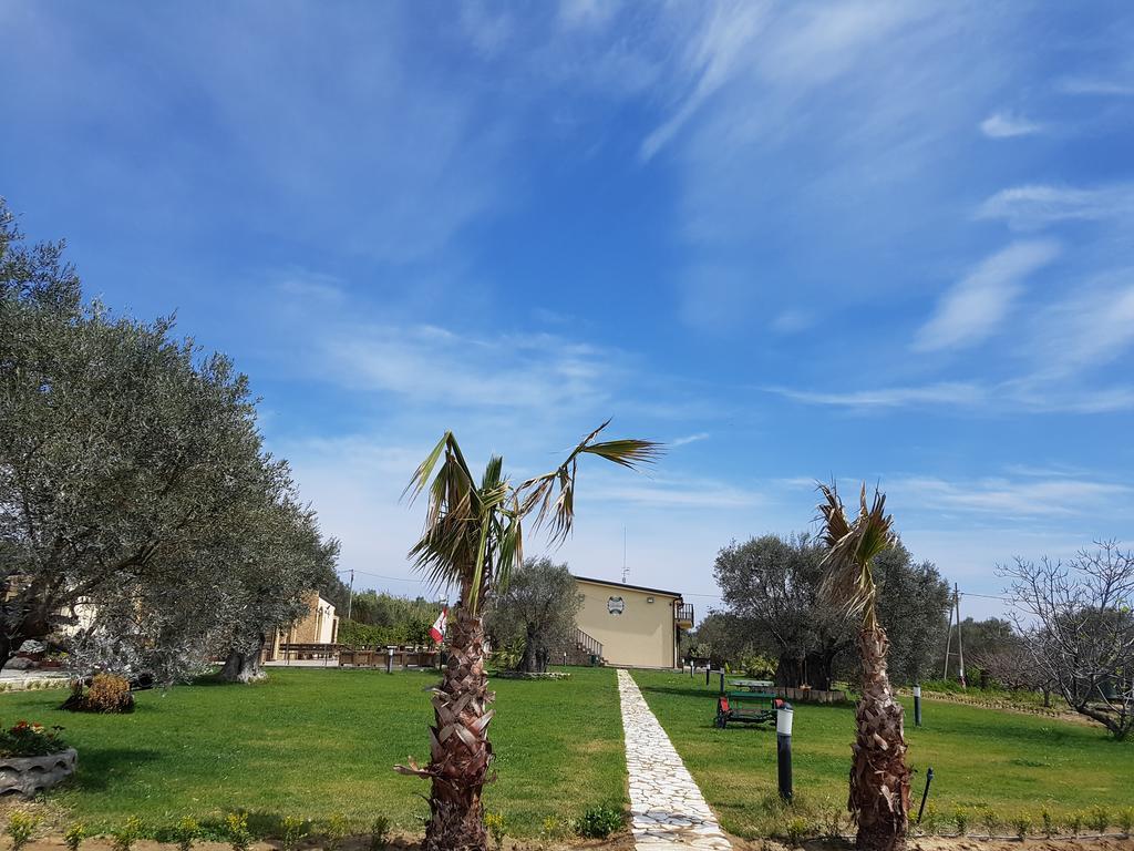 Agriturismo Donna Beatrice Bianco Eksteriør billede