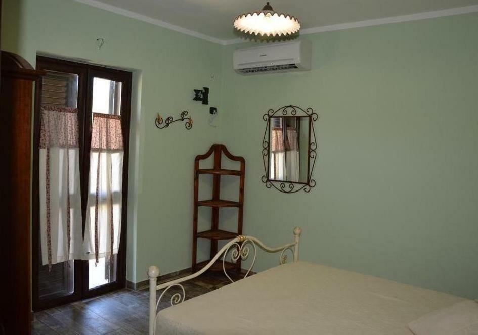 Agriturismo Donna Beatrice Bianco Eksteriør billede